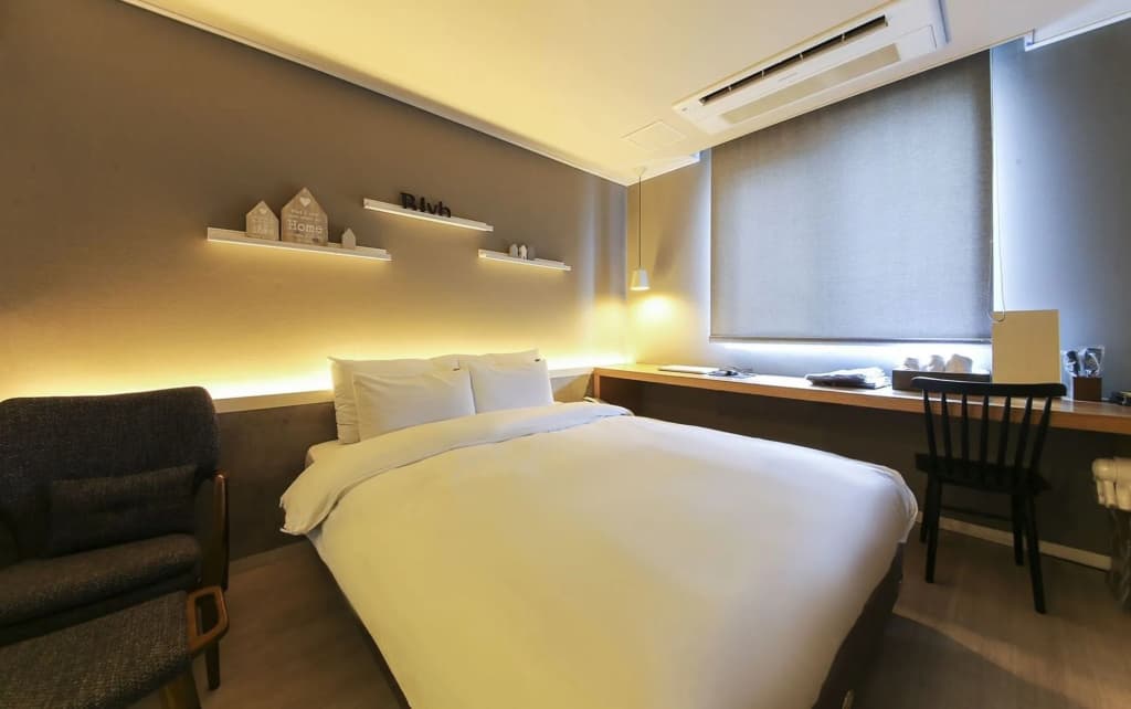 Blvd Hotel - main photo