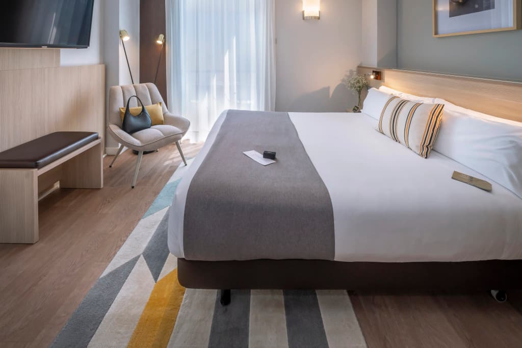 Hotel SERHS Rivoli Rambla - photo 2