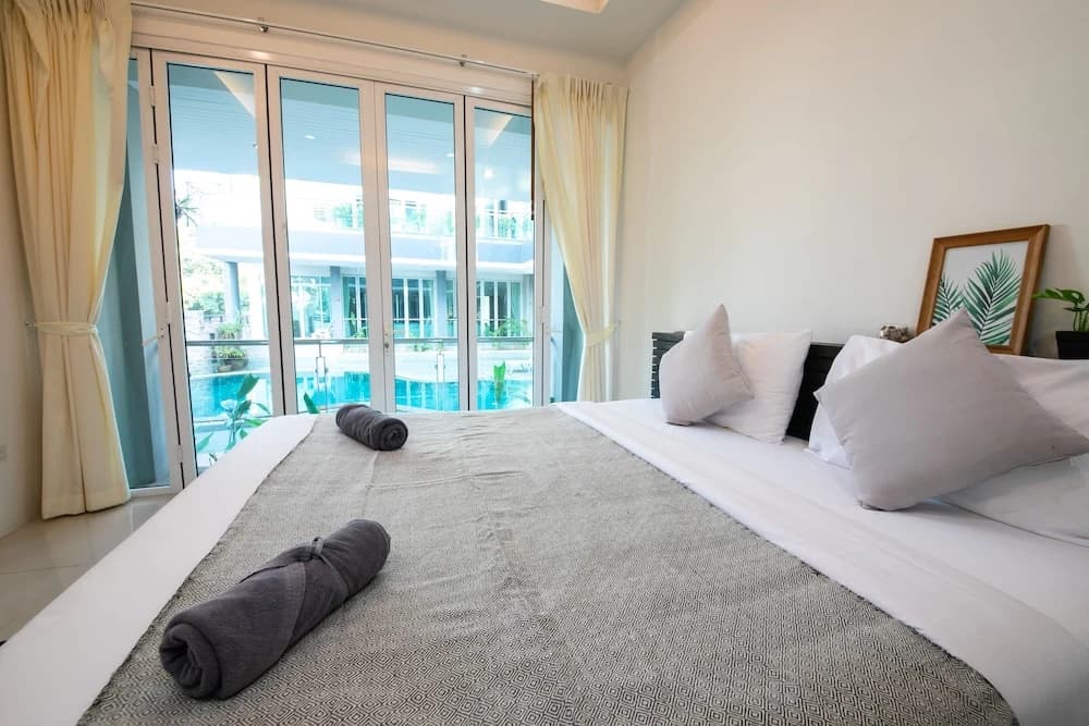 The Ananas Serviced Apartments - photo 2