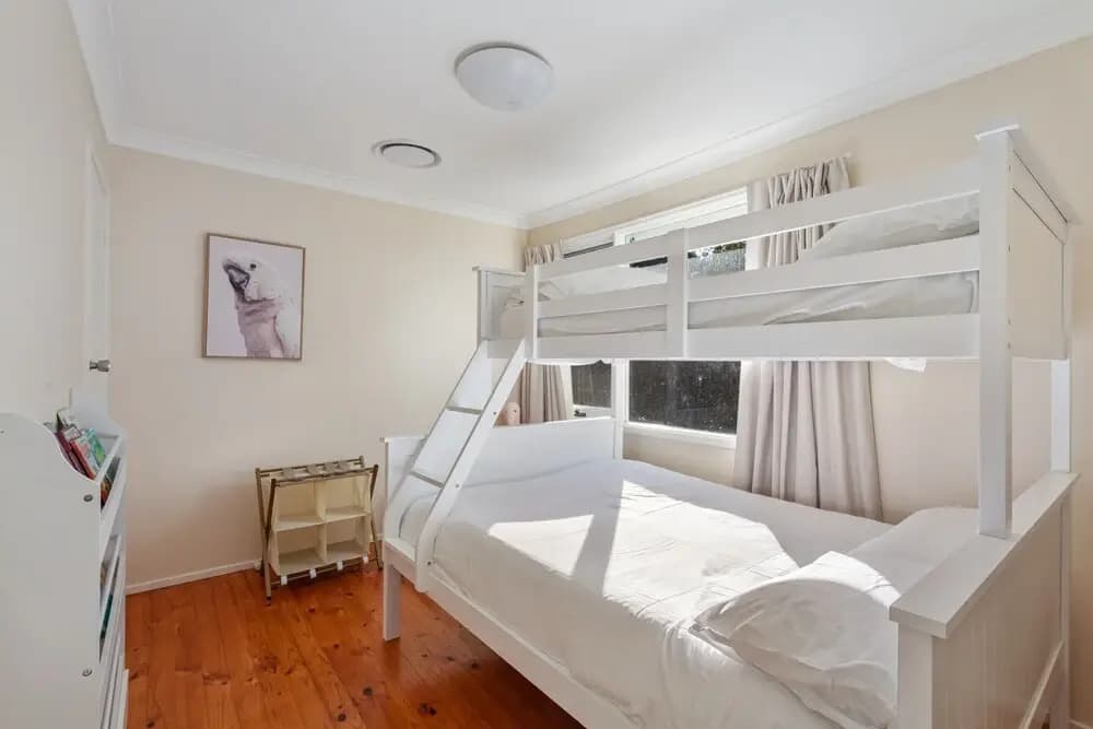 3-bed Pet-friendly Near Wentworth - photo 5