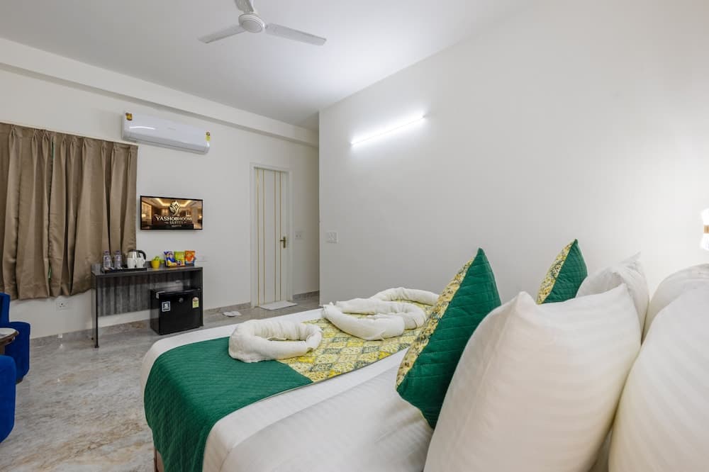 Yashobhoomi Suites near Yashobhoomi Convention Centre - photo 14