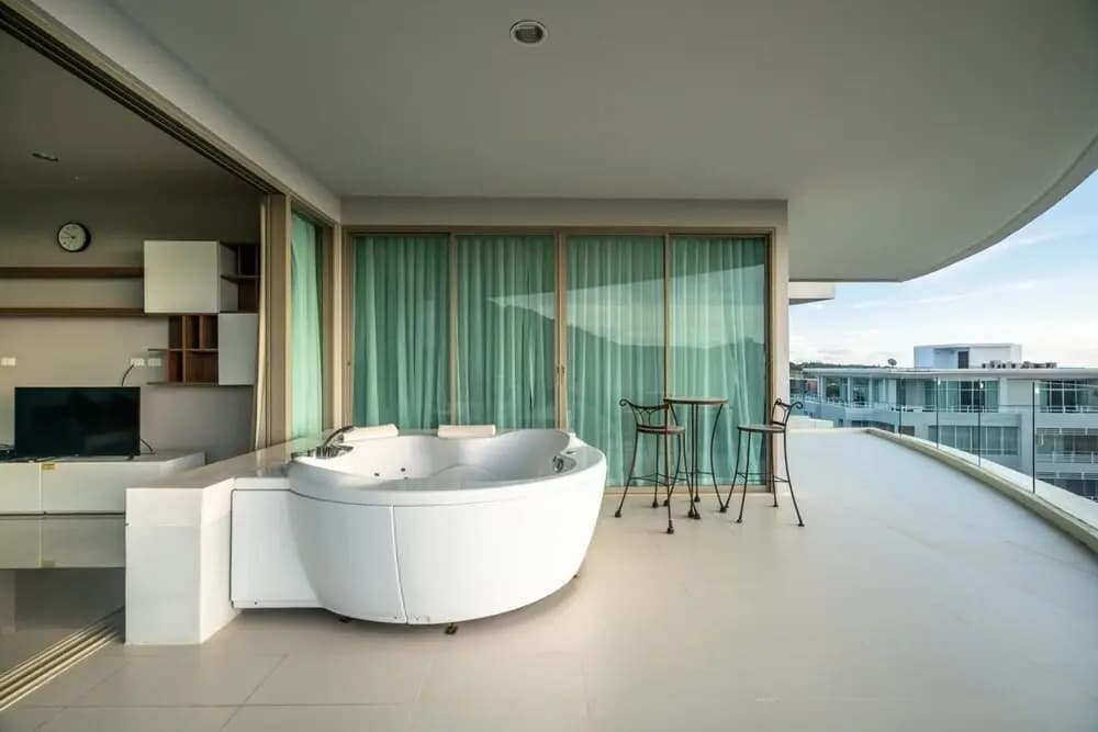 Spacious Apartment With Jacuzzi and Ocean View - photo 6