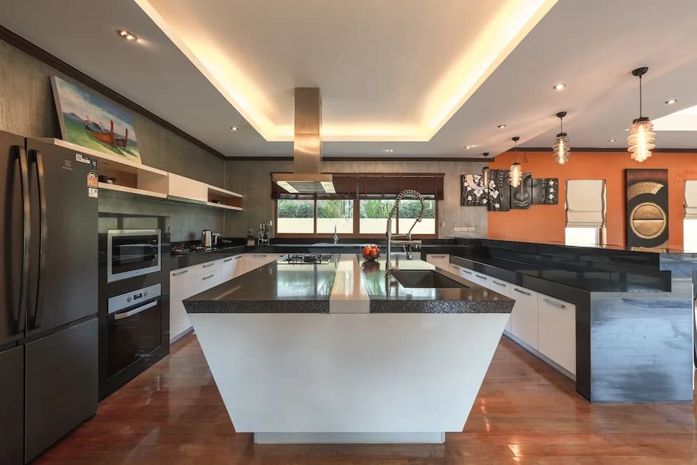 Generous 6BR Balinese Pool Villa Sophia - photo 20