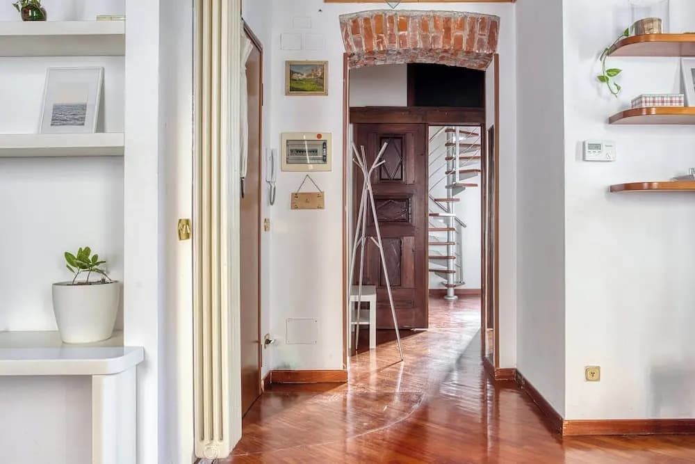 Inviting flat near the city centre - photo 10