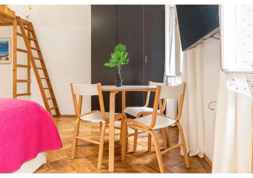 Optimal Apartment, 5 Persons, Long Stay Discount - photo 5