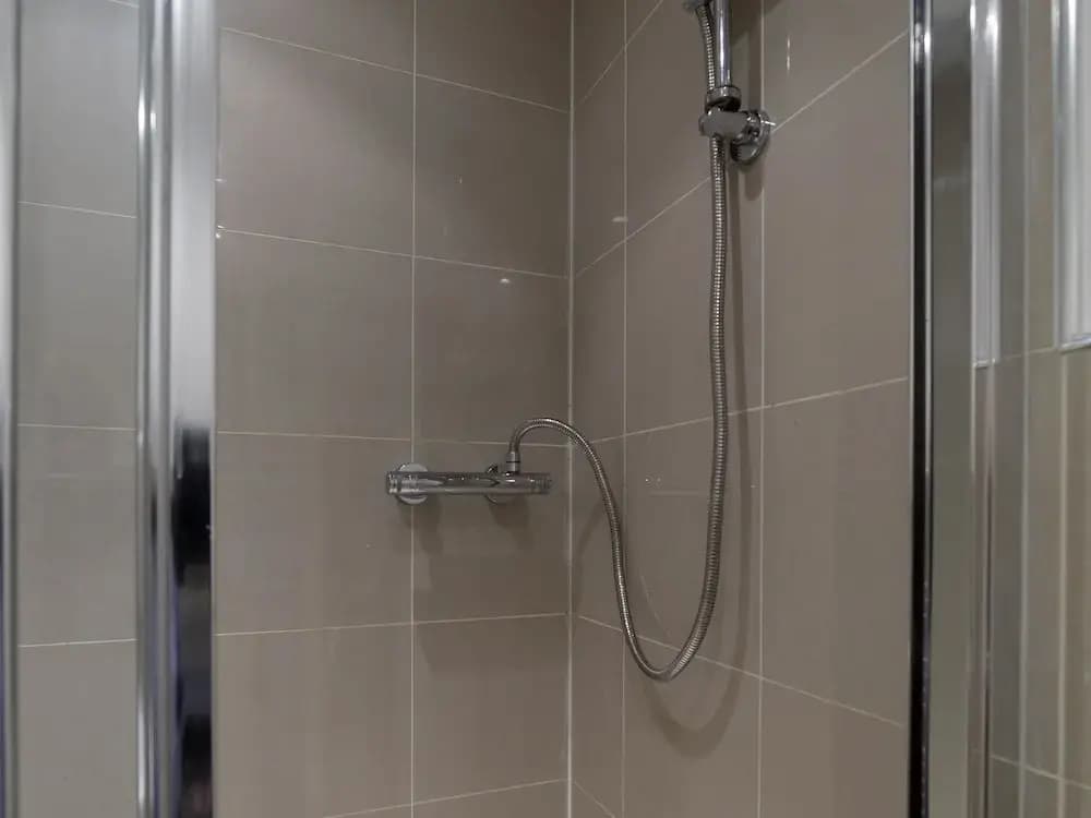 Boutique Tower Bridge Apartment - photo 27