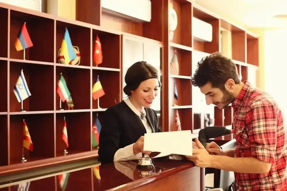 Aristocrat Hotel - photo 21