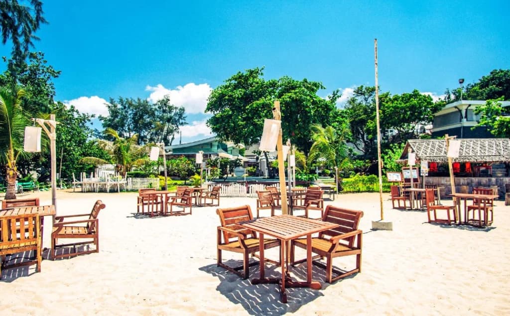 Al's Laemson Resort - photo 26