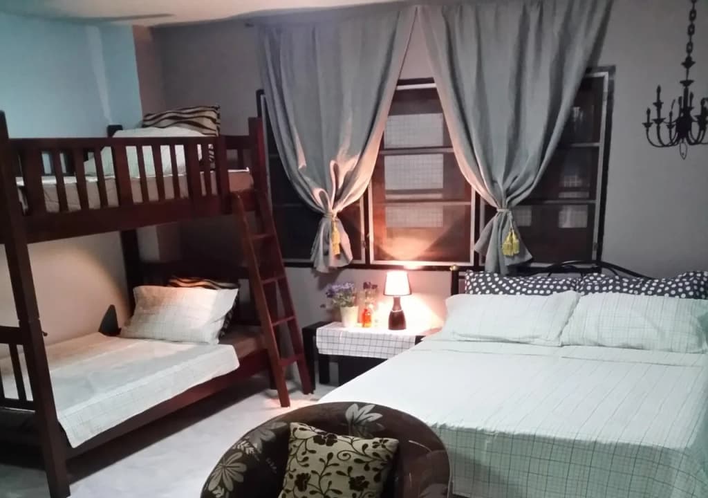 Thonglo 7 Hostel - photo 2