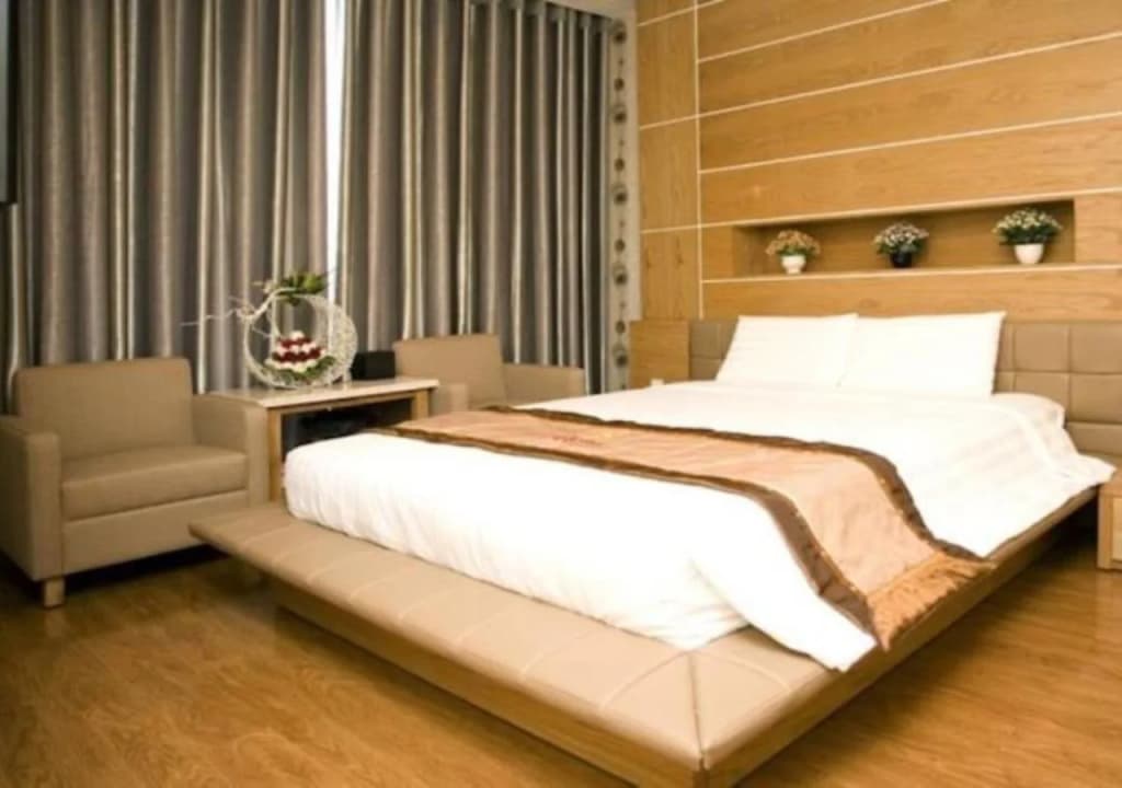 Selena Hotel Saigon - photo 3