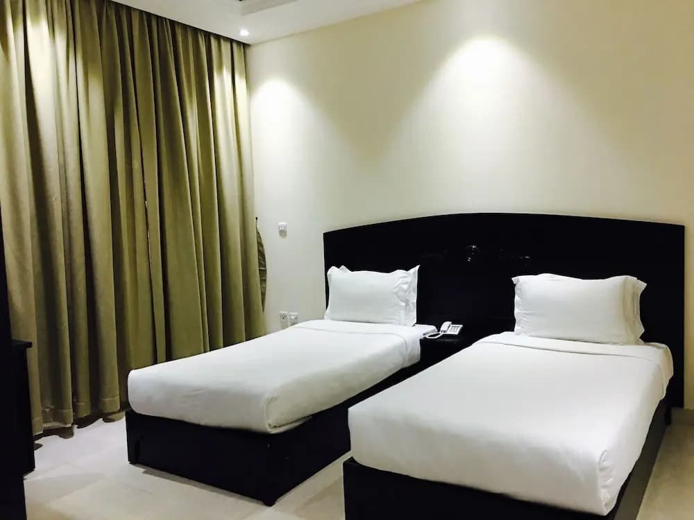Universal Suites Hotel Apartment - photo 3