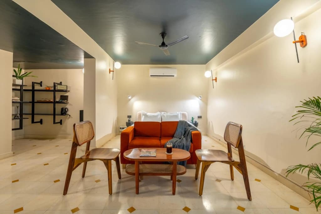 LetsBunk Poshtel & Suites - photo 26