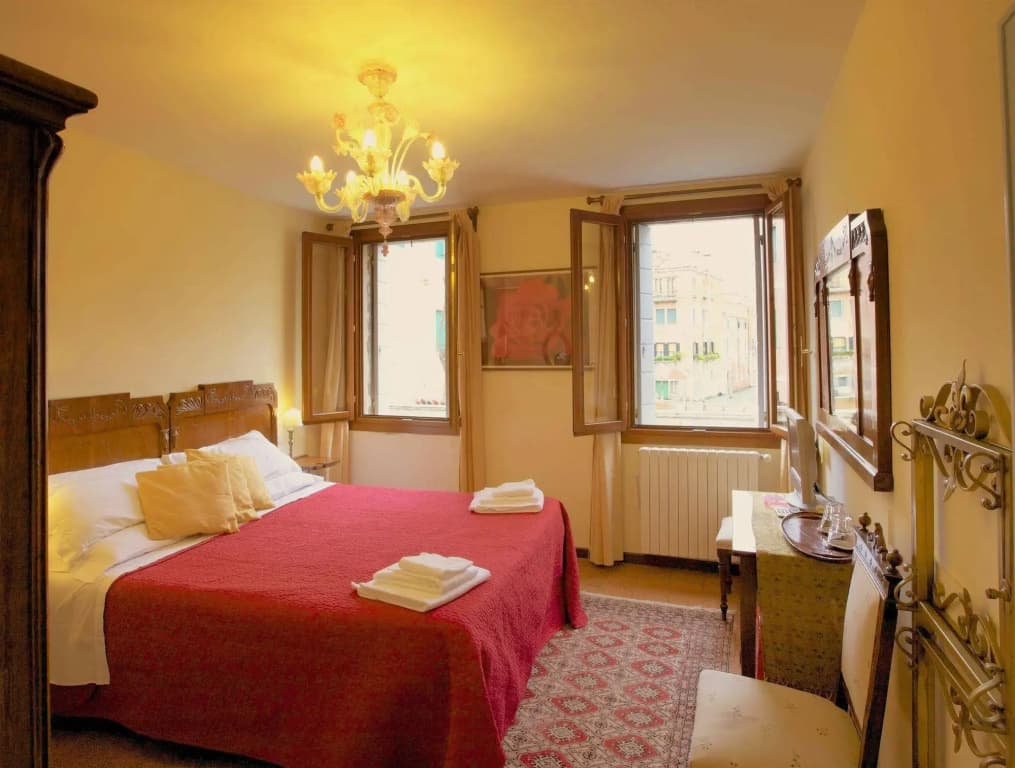 3749 Ponte Chiodo Guest House - photo 3