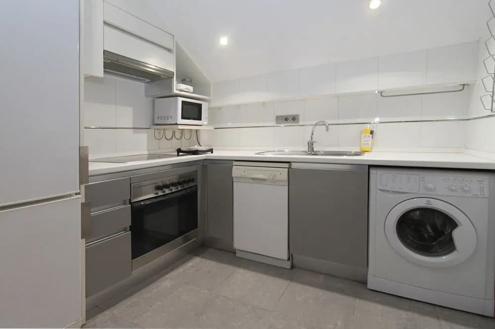 Apartamentos Conde Duque - photo 17
