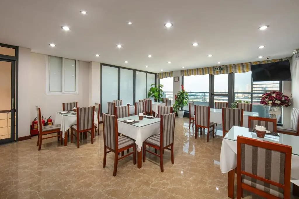 Bounty Hotel - photo 12