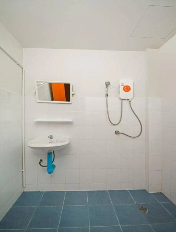 OYO 297 Serene Place - photo 9