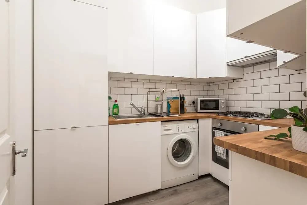 1bed-ground Fl -private Entrance - photo 5