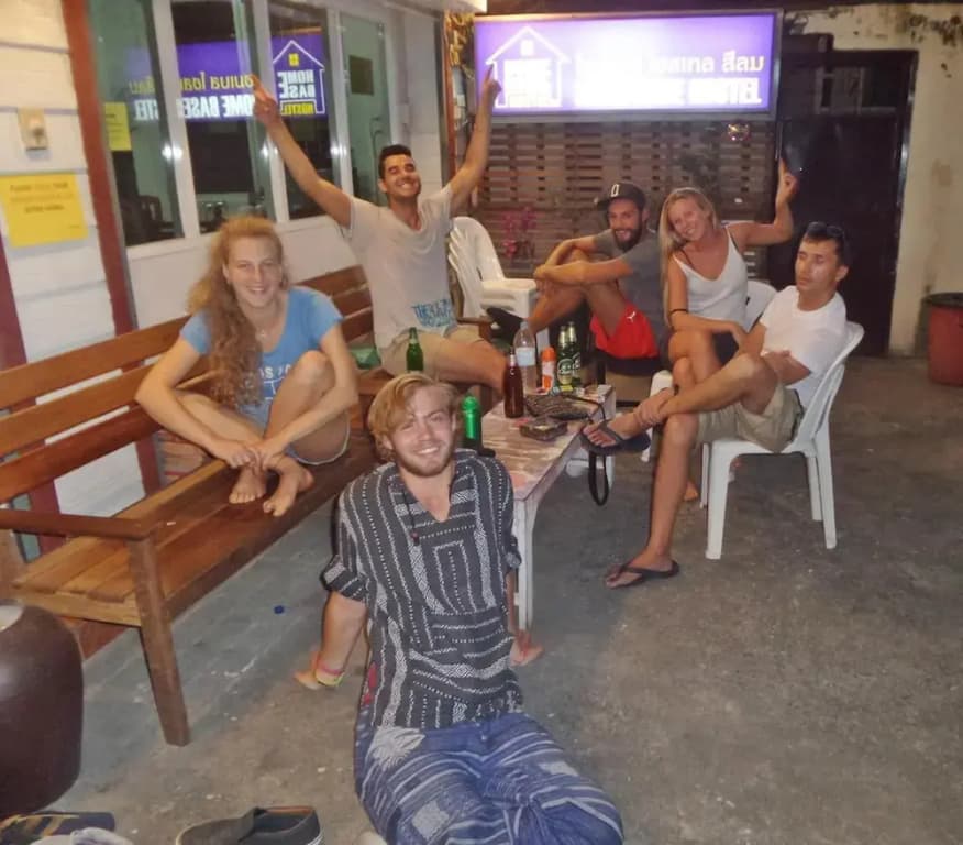 Home Base Hostel - Adults Only - photo 16