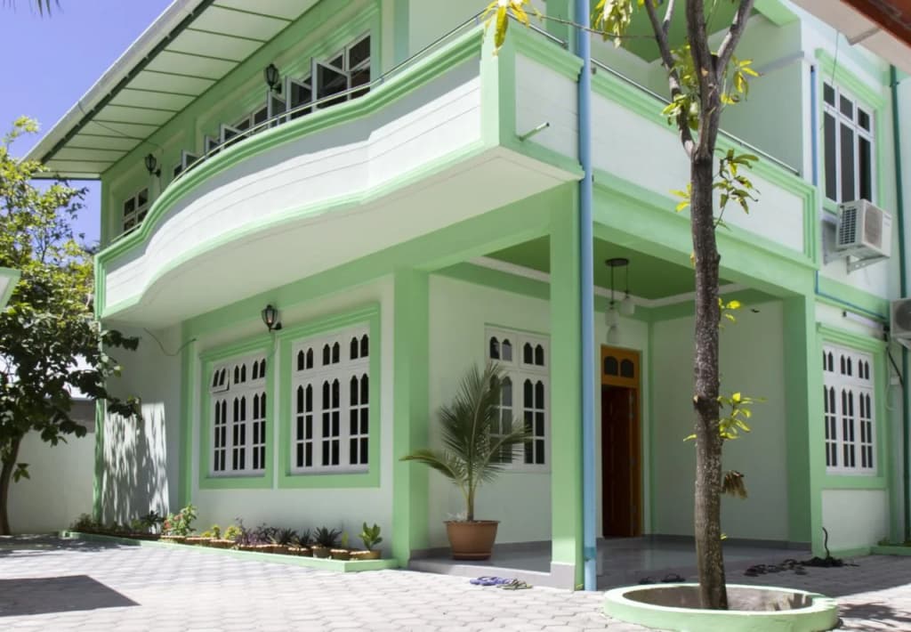 Magoodhoo Inn - main photo