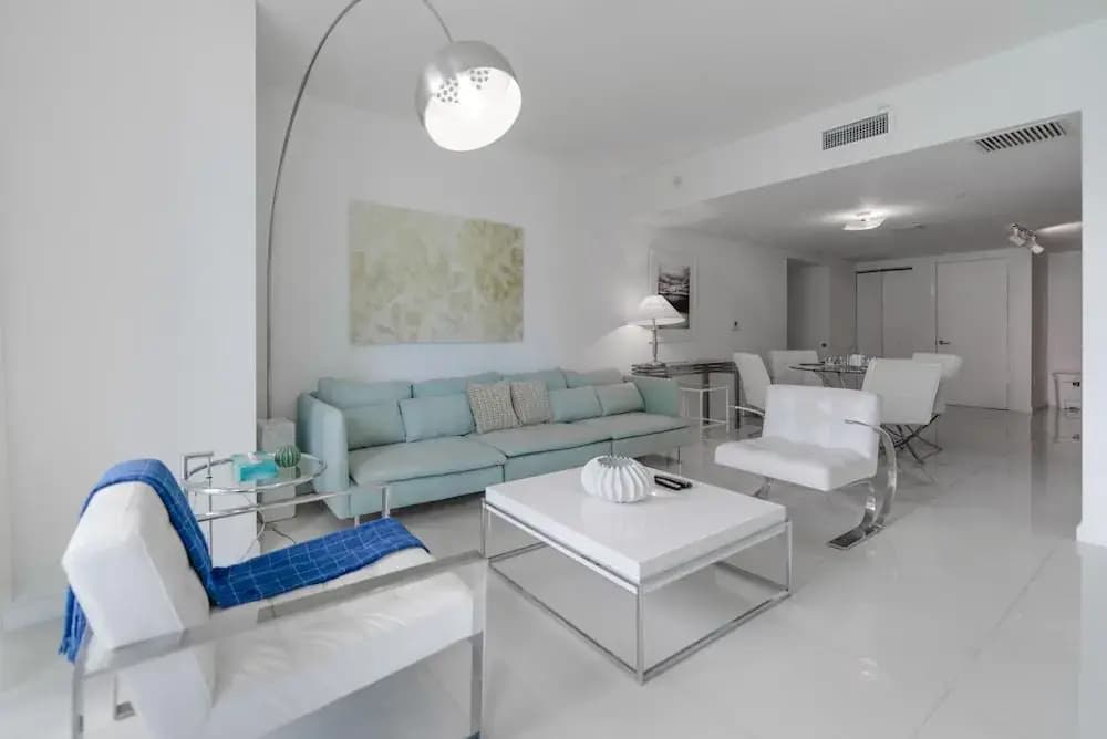 Sky City at Brickell Bay - photo 3