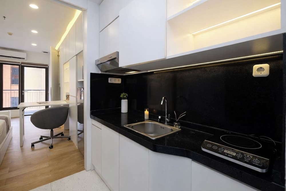 Tranquil Studio At Tamansari Semanggi Apartment - photo 14