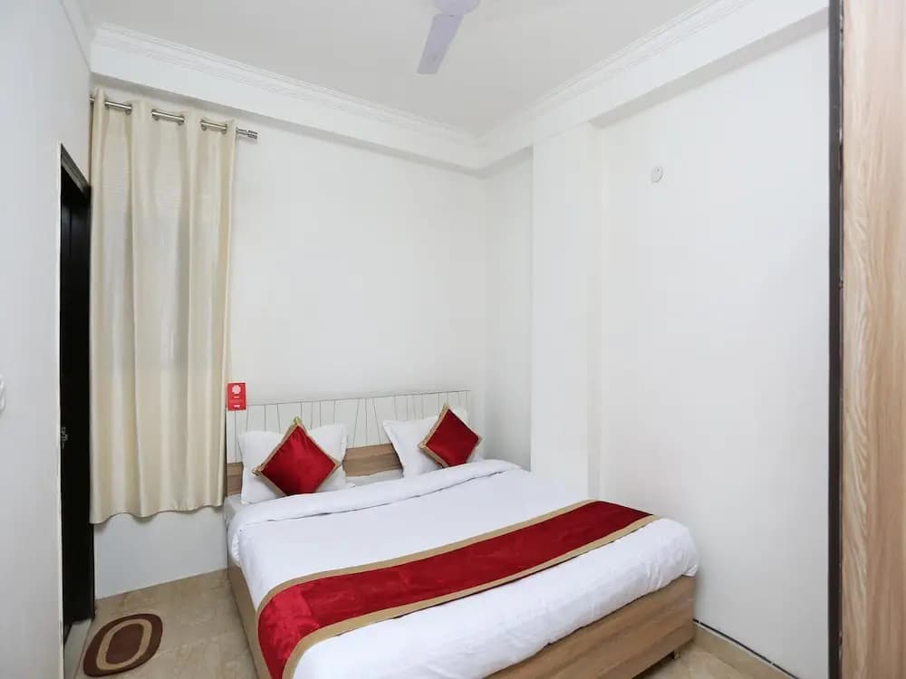 OYO 11953 Galaxy Residency - photo 5