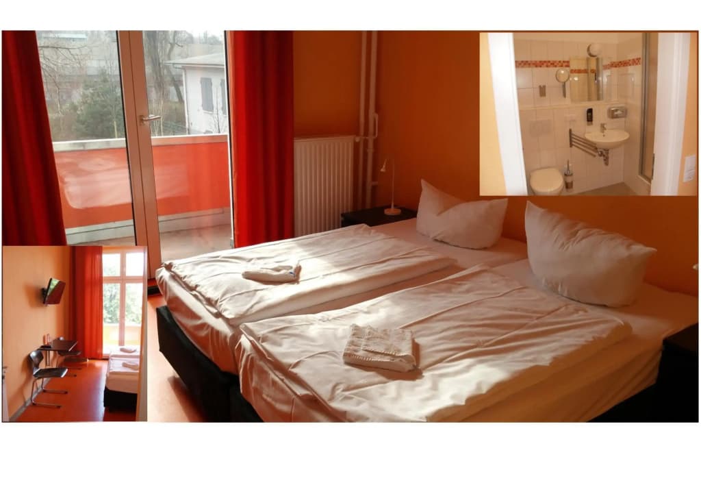 HappyGoLucky Hotel & Hostel - photo 2