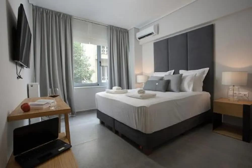 LeGeo-Luxurious Athenian Apartment - photo 4