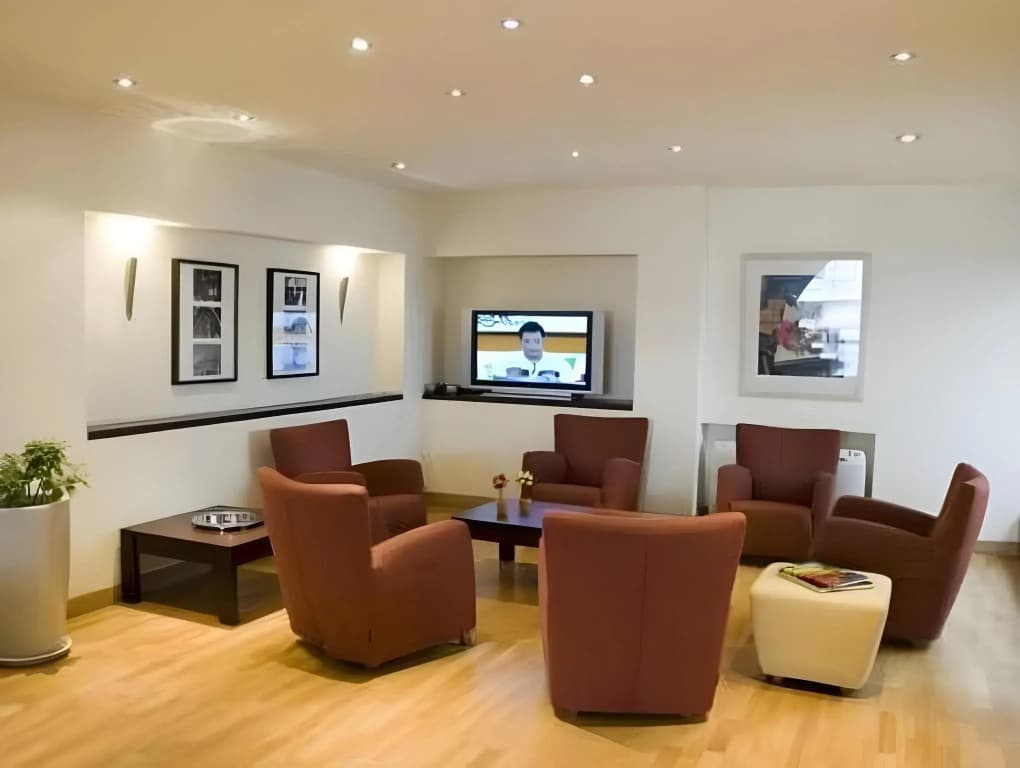 Hermes Hotel - photo 6