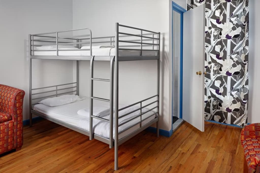 Central Park West Hostel - photo 3