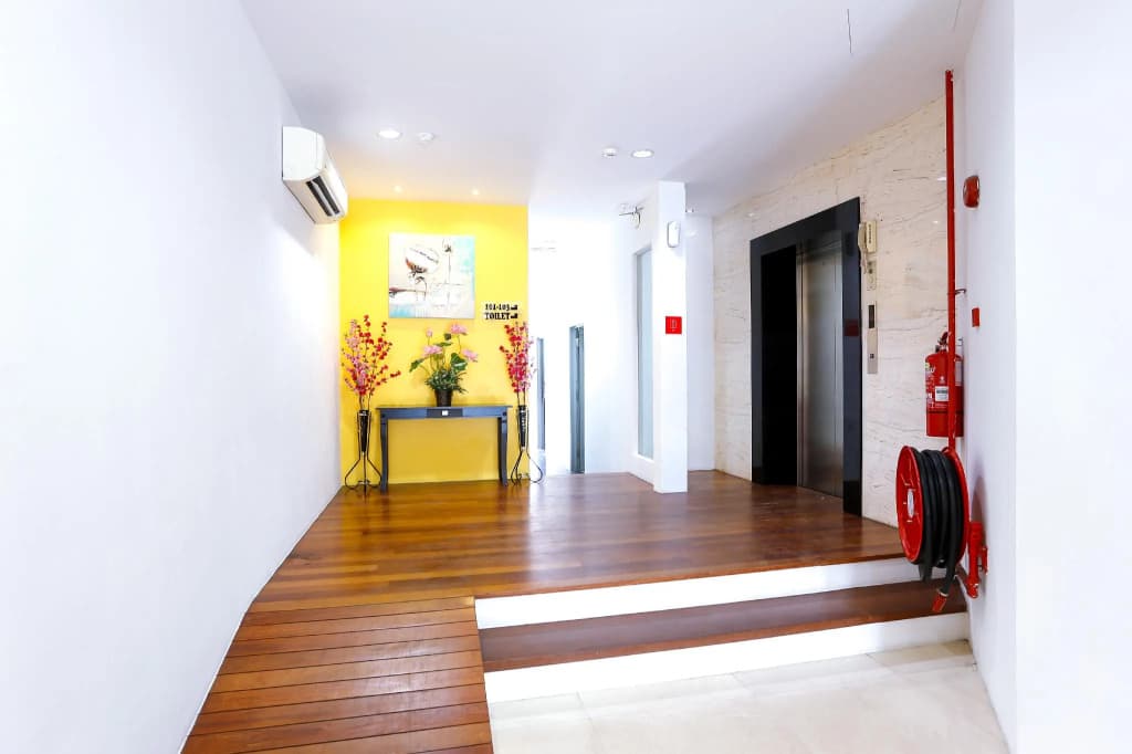 Lux Hotel - photo 8