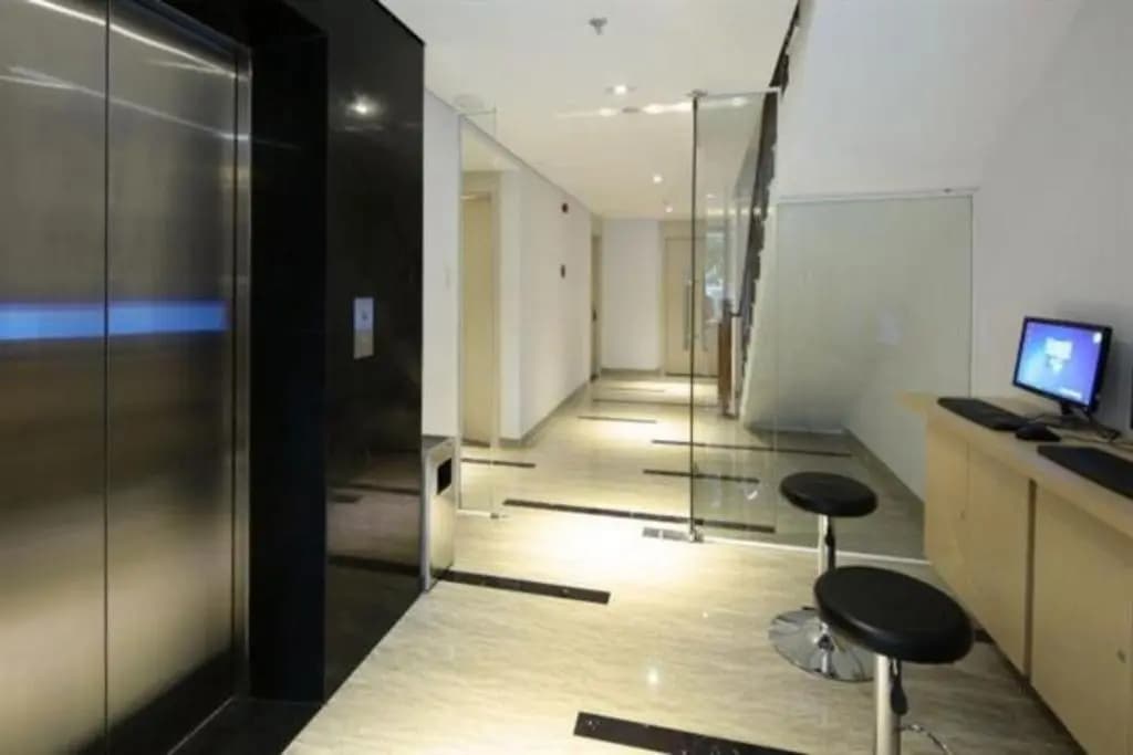 Tristar Hotel - photo 12