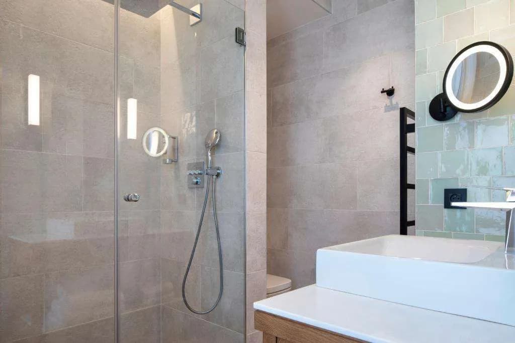 Hotel Des Champs Elysees - photo 29