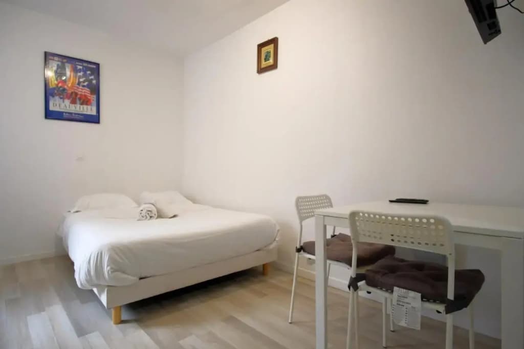 Beautiful bright studio near Montparnasse - photo 2