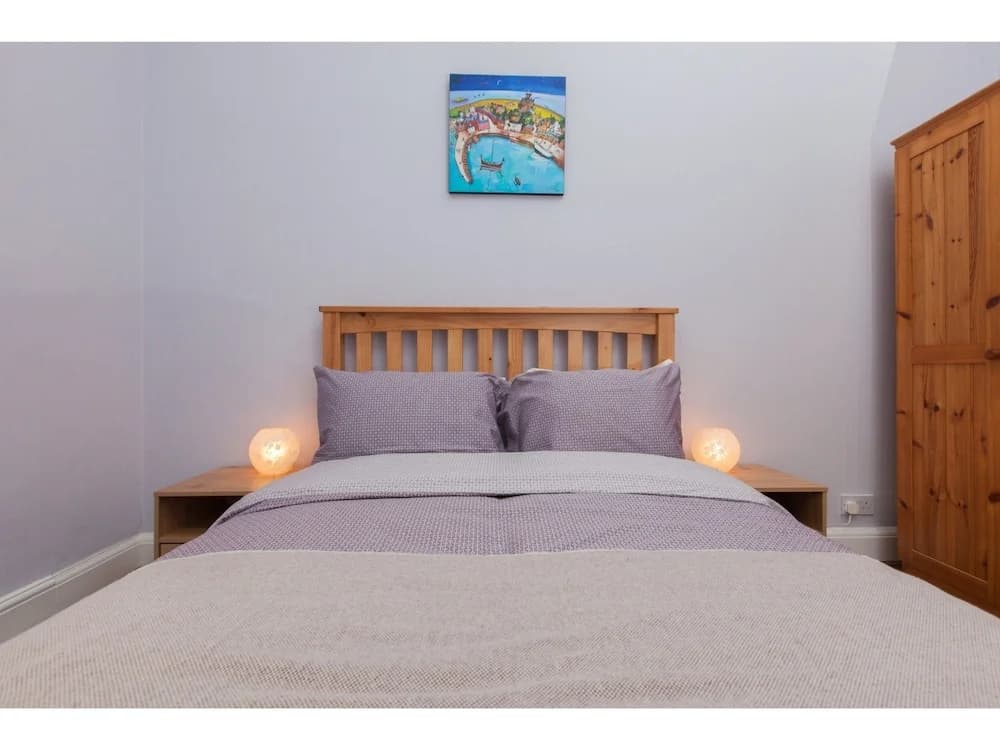 Spacious 2-br Flat for 4 in Morningside - main photo