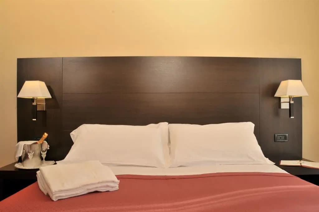 Hotel Versailles - photo 21