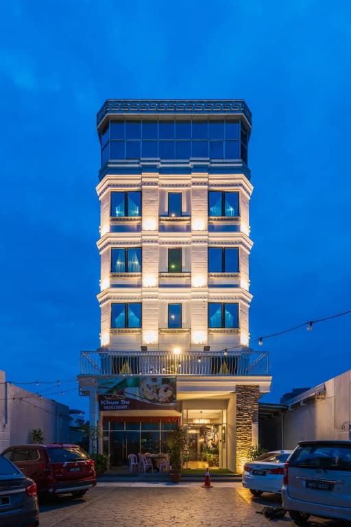 Wangs Hotel Gurney Drive - main photo