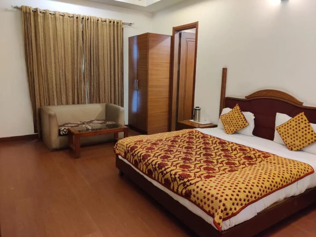 Hari's Court, Lajpat Nagar - photo 41