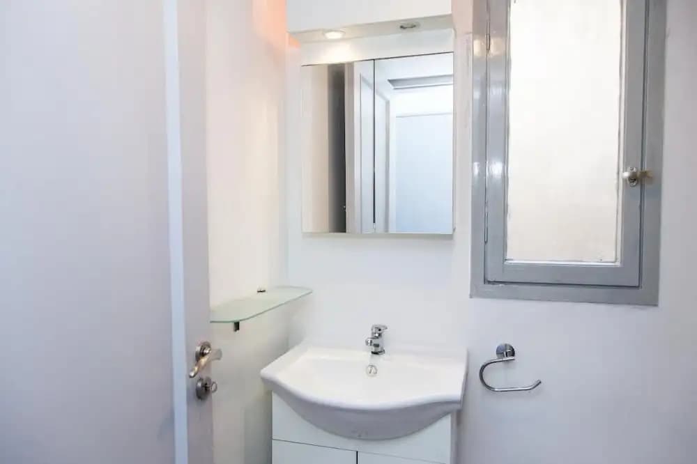 Gorgeous apartment in Kolonaki - photo 8
