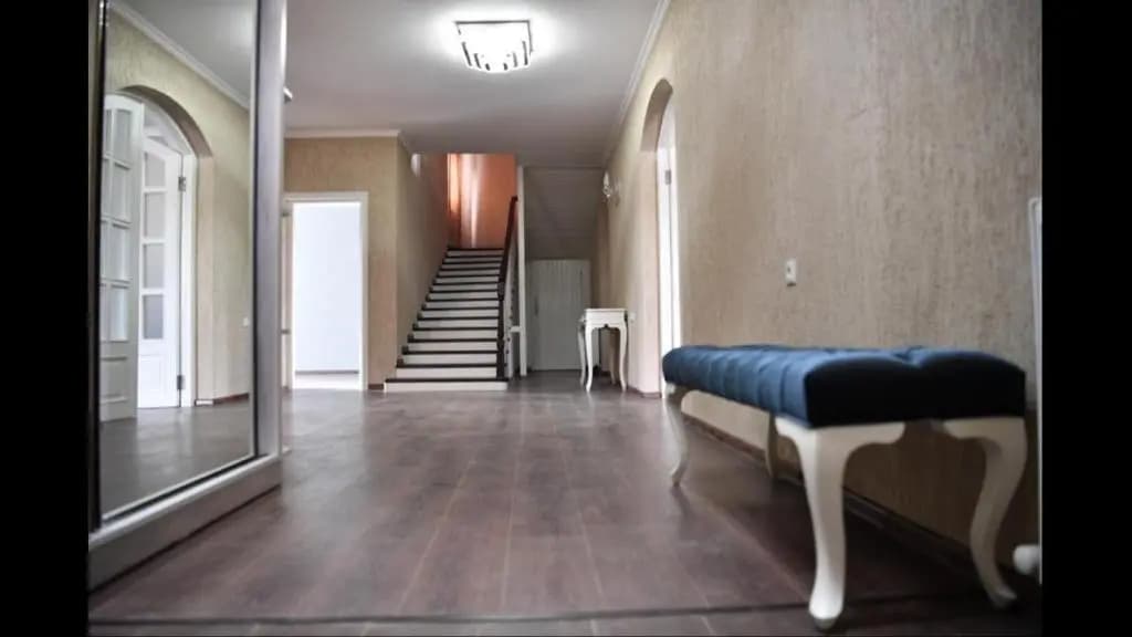 Homes And Hotels - main photo