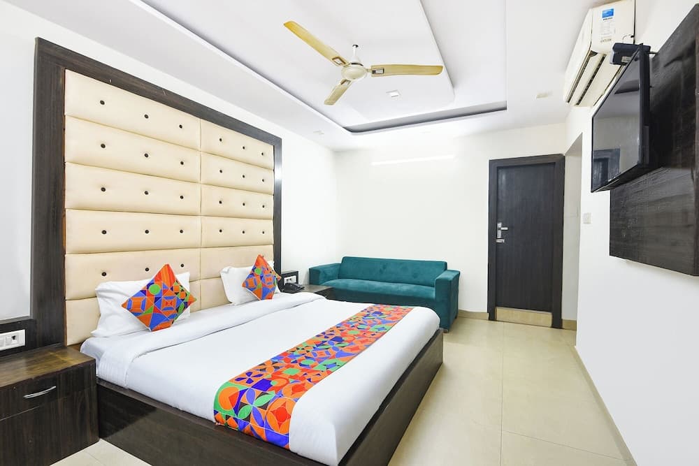 Fabhotel Vishesh Continental - photo 16