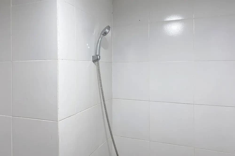 Best Choice 2Br At Apartment Vittoria Residence - photo 7