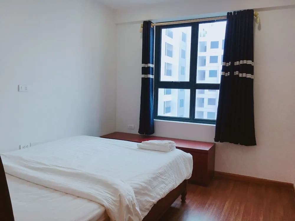 Ur Hanoi Service Apartment - photo 3