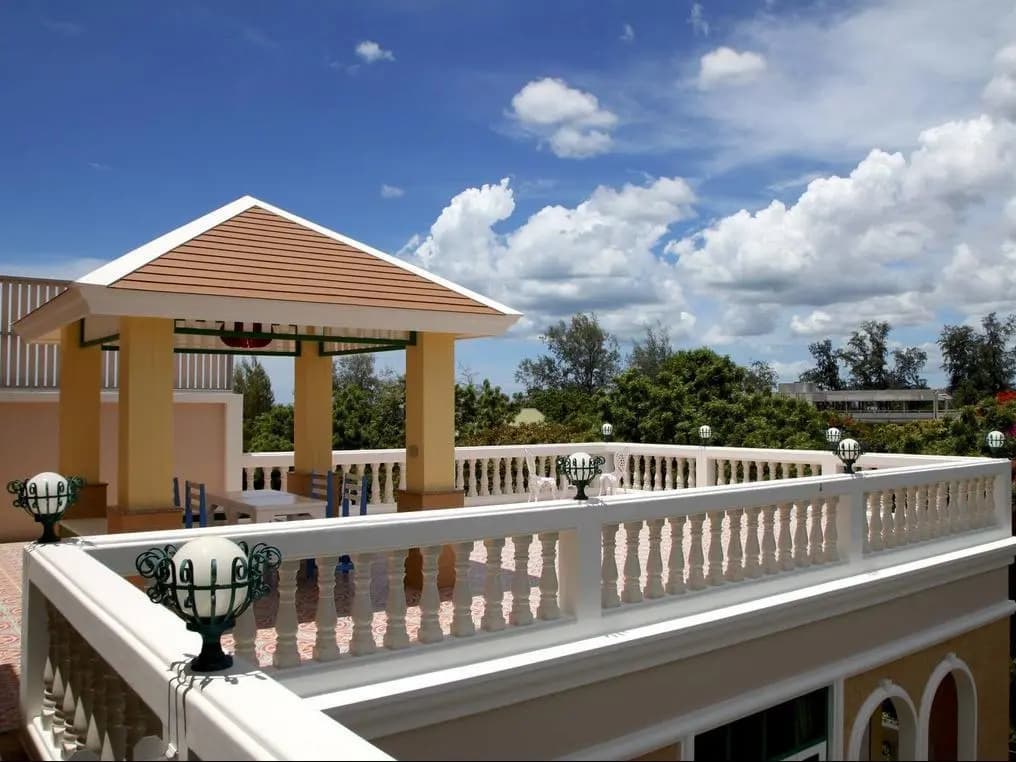 Small Hotel - photo 10