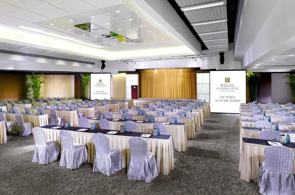Regal Riverside Hotel - photo 22