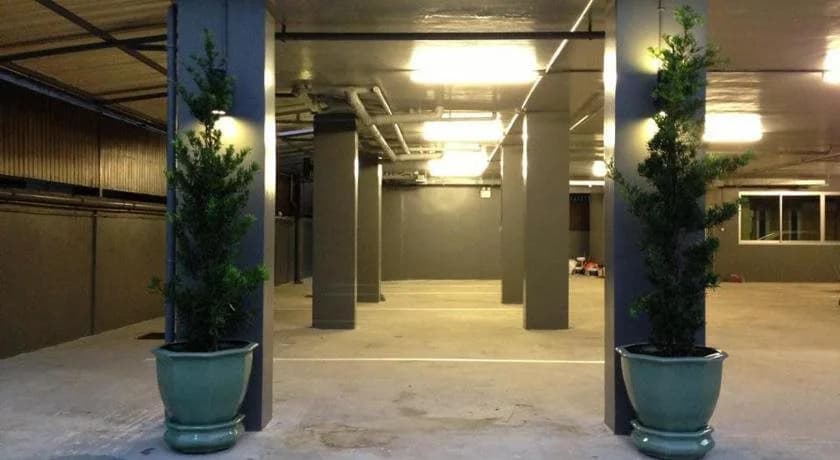 The State Apartment - photo 2