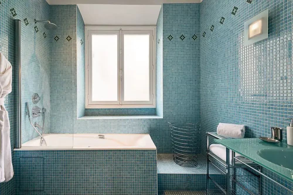 Palais Petit - Two Bedroom Apartment - photo 8