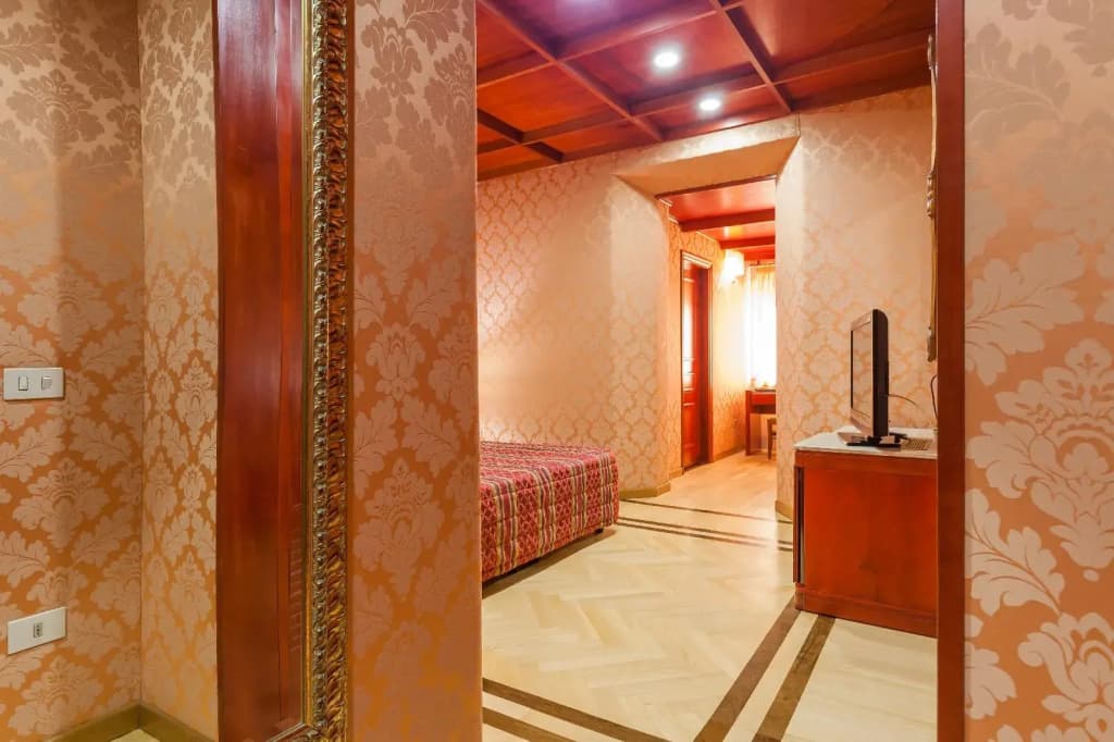 Hotel Galles - photo 30