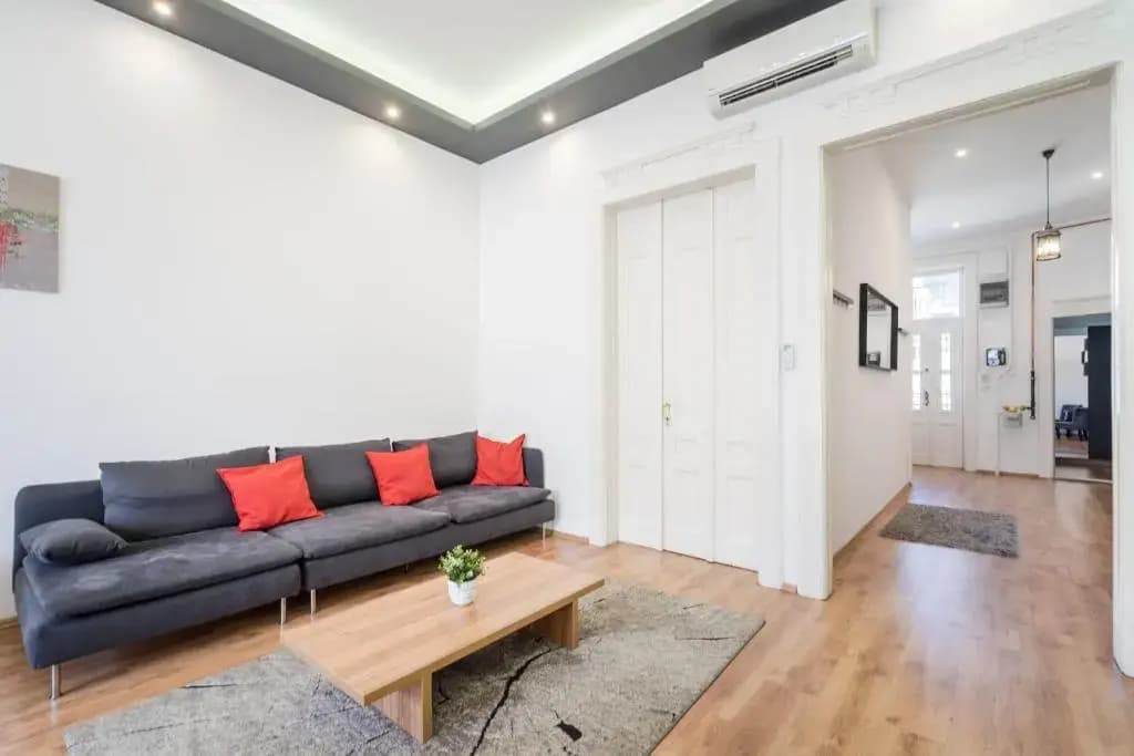 Real Apartments Zichy - photo 10