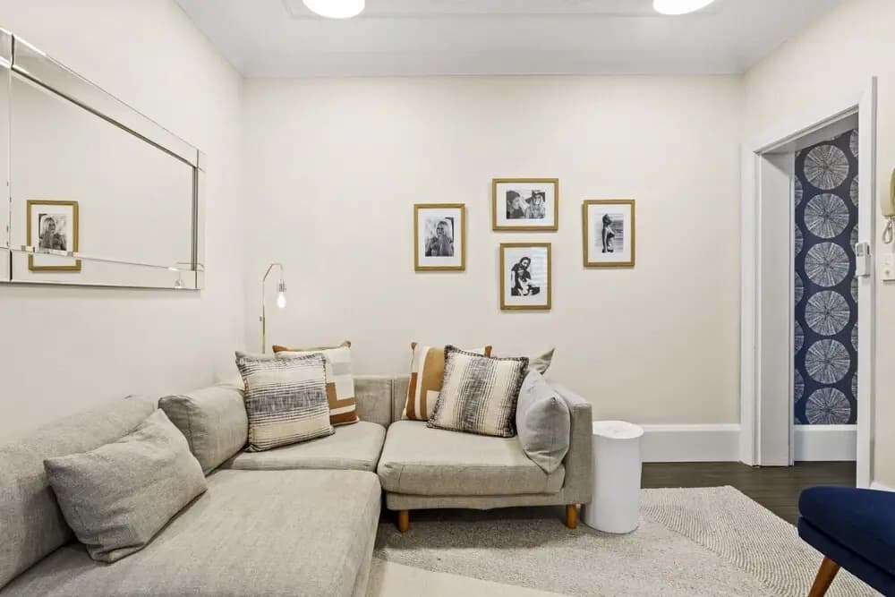 Comfy 2-bed Apartment With A/C Throughout - photo 5